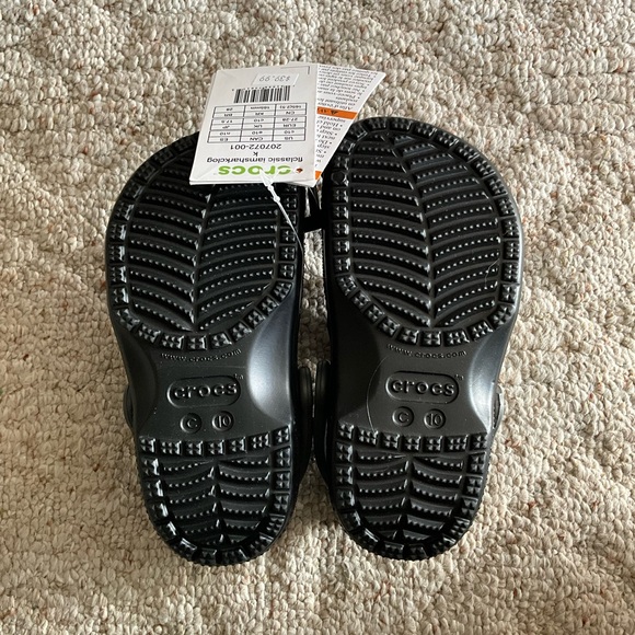 Crocs children’s size 10  sharks - Picture 2 of 2